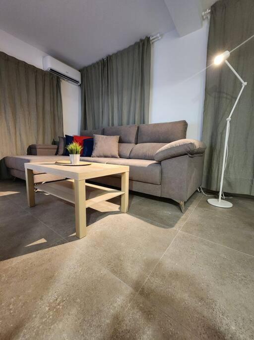 Piso De Diseno Elche Apartment Luaran gambar
